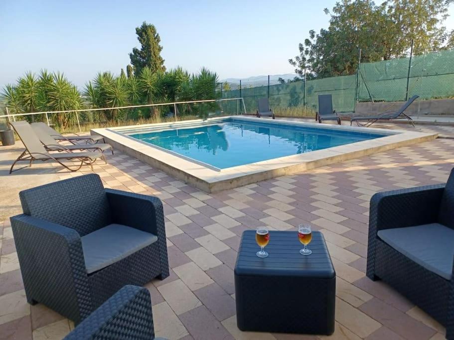 Beautiful With Huge Private Pool And Vineyard View * Valence